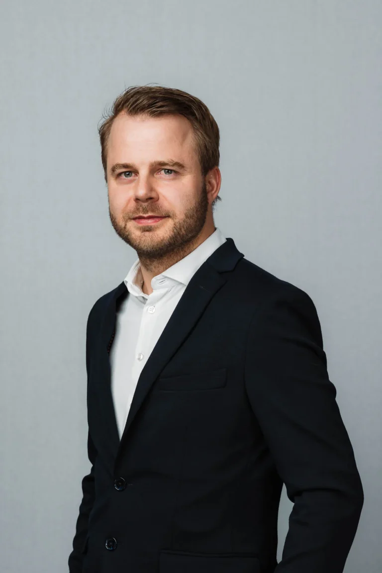 Mitarbeiterportraits GALA Bau 4.jpg